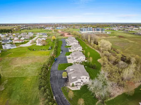 View/Area - 1062 W Willis Way, Appleton, WI 54913 photo 4 of 11