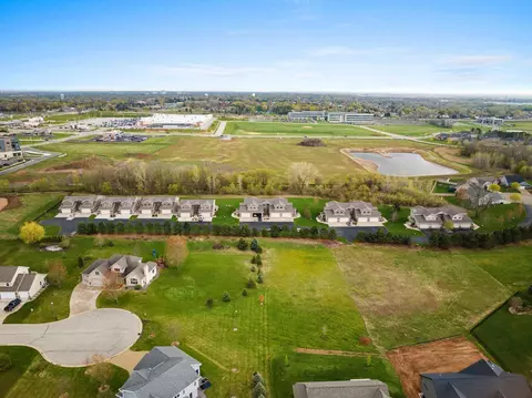 View/Area - 1062 W Willis Way, Appleton, WI 54913 photo 7 of 11