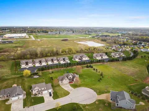 View/Area - 1062 W Willis Way, Appleton, WI 54913 photo 6 of 11