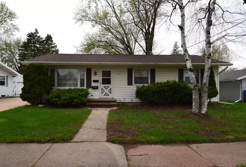 419 S Arlington St, Appleton, WI 54915 photo 2