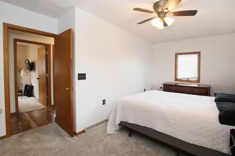 Bedroom - 1613 W Lawrence St, Appleton, WI 54914 photo 2 of 6