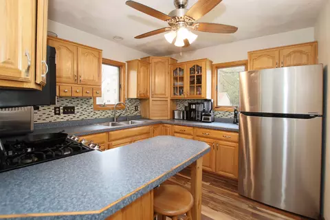 Kitchen - 1613 W Lawrence St, Appleton, WI 54914 photo 1 of 3