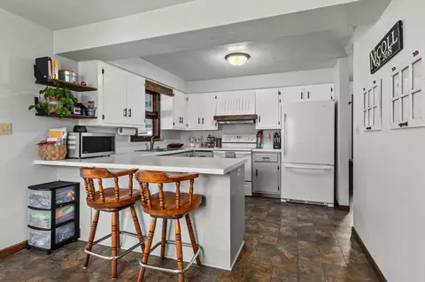 2010 W Roberts Ave, Appleton, WI 54914 photo 8