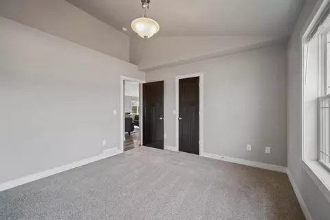 Bedroom - 3305 E Rubyred Dr, Appleton, WI 54913 photo 3 of 8
