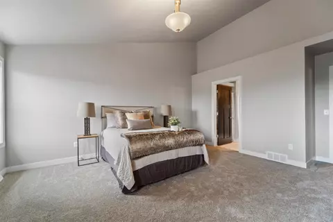 Bedroom - 3305 E Rubyred Dr, Appleton, WI 54913 photo 1 of 8