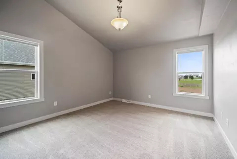 Bedroom - 3305 E Rubyred Dr, Appleton, WI 54913 photo 4 of 8