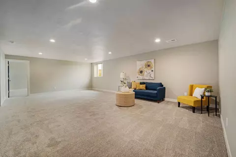 Living - 3305 E Rubyred Dr, Appleton, WI 54913 photo 2 of 2
