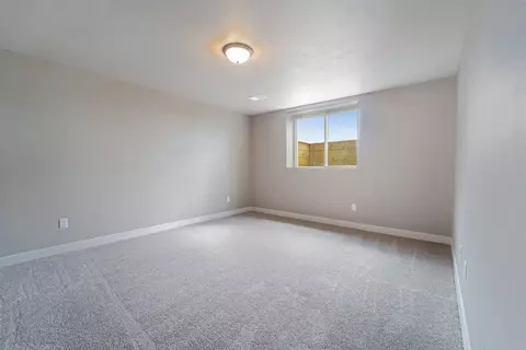 Bedroom - 3305 E Rubyred Dr, Appleton, WI 54913 photo 7 of 8