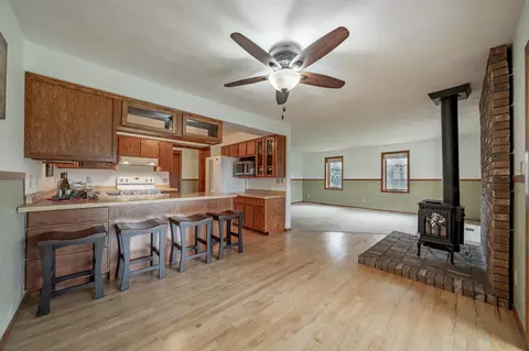 2211 W Capitol Dr, Appleton, WI 54914 photo 12