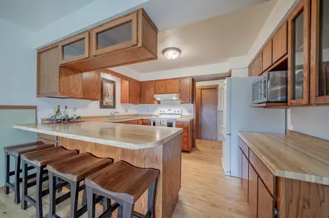 2211 W Capitol Dr, Appleton, WI 54914 photo 7