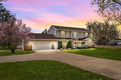 4947 Washington St, Butte Des Morts, WI 54927