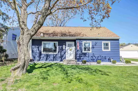 2238 Center St, Green Bay, WI 54304