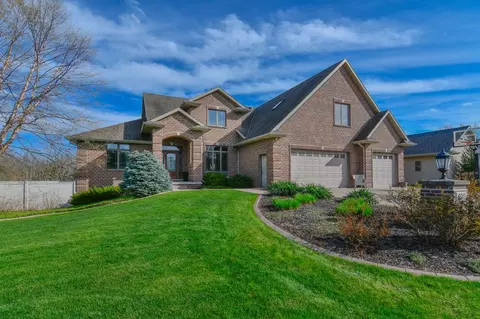 2911 Moose Creek Trl, Green Bay, WI 54313