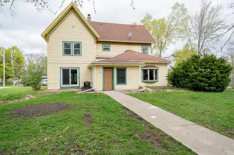 334 Waukau Rd, Omro, WI 54963
