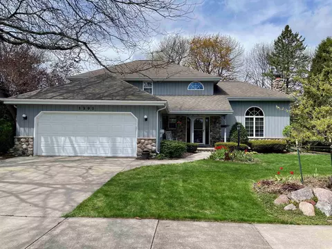 1201 S Clara St, Appleton, WI 54915