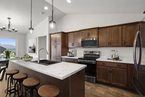 Kitchen - 2713 W Fallen Oak Dr, Appleton, WI 54913 photo 1 of 2