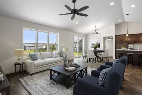 Living - 2713 W Fallen Oak Dr, Appleton, WI 54913 photo 2 of 2