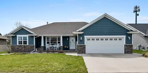 649 Pebblestone Cir, Oneida, WI 54155