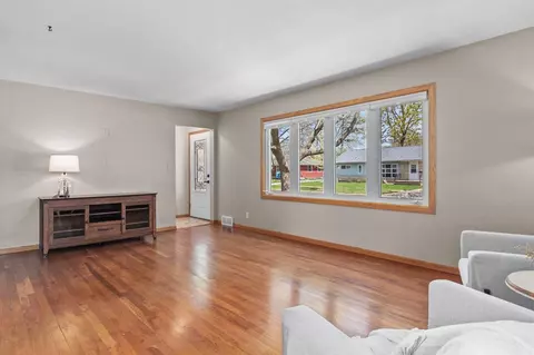 1615 N Gillett St, Appleton, WI 54914 photo 7