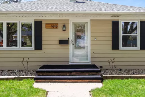 1615 N Gillett St, Appleton, WI 54914 photo 3