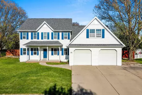 117 Sullivan Ln, De Pere, WI 54115