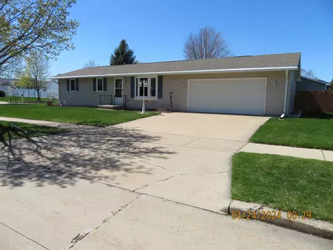 632 Cobblestone Ln, Kimberly, WI 54136