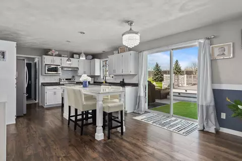 3632 N Winterset Dr, Appleton, WI 54911 photo 9
