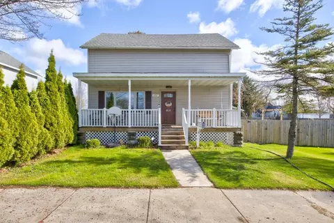 602 Terrace Ave, Marinette, WI 54143