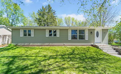1830 Wyman St, New London, WI 54961