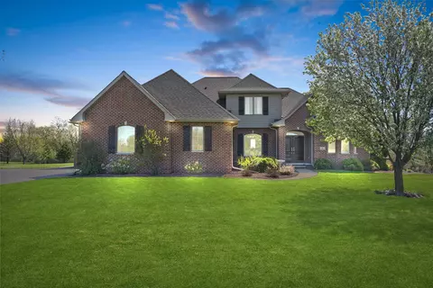 7 Corn Silk Ct, Wrightstown, WI 54180