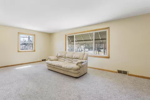 Living - 702 N State St, Appleton, WI 54911 photo 2 of 2