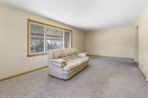 Living - 702 N State St, Appleton, WI 54911 photo 1 of 2