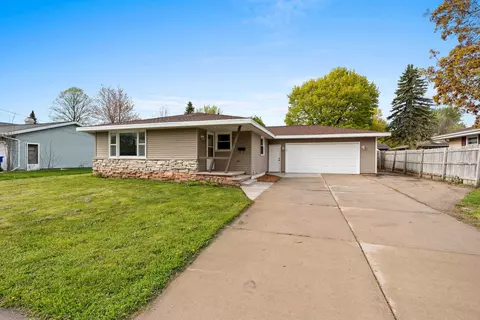 1717 E John St, Appleton, WI 54915 photo 3