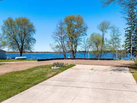 e5772 Waukaunaka Street, Weyauwega, WI 54983