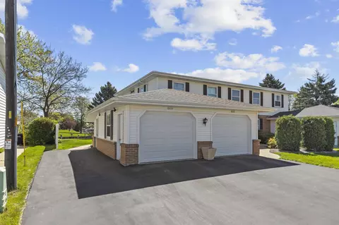 2426 Bowen St, Oshkosh, WI 54901