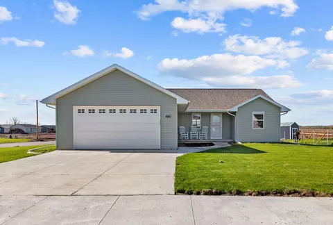 2121 Antelope Trl, Kaukauna, WI 54130