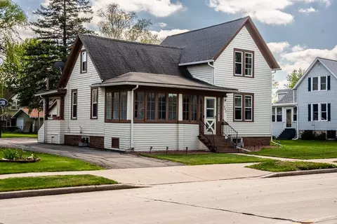 442 Forest Ave, Fond Du Lac, WI 54935