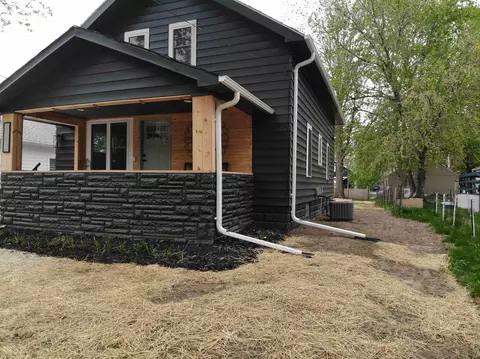 Exterior - 709 E Circle St, Appleton, WI 54911 photo 10 of 10