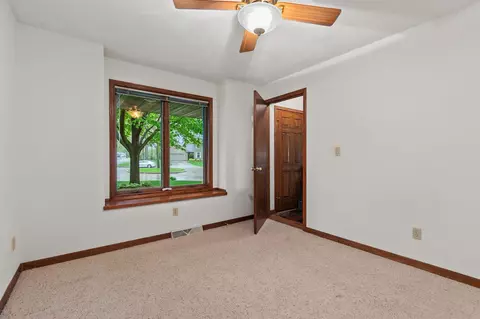 436 S Covenant Ln, Appleton, WI 54915 photo 17