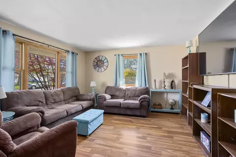 501 E Mitchell Ave, Appleton, WI 54915 photo 3