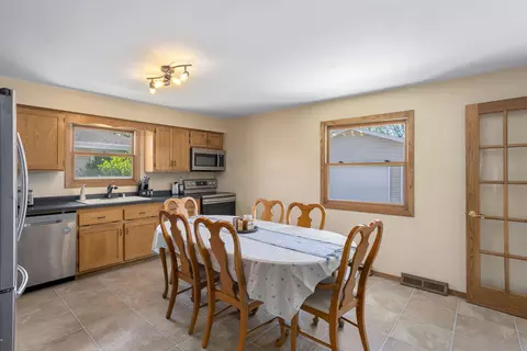 501 E Mitchell Ave, Appleton, WI 54915 photo 5