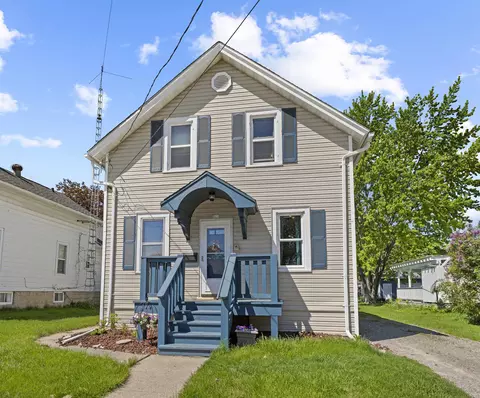 321 Idaho St, Oshkosh, WI 54902