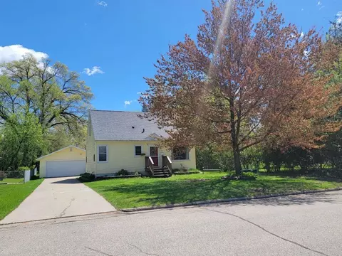 1120 S River St, Shawano, WI 54166