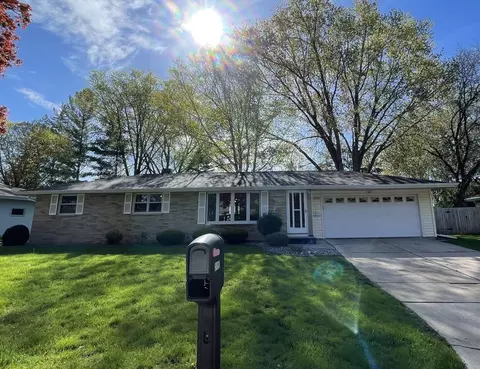2197 Dorothy Ln, Green Bay, WI 54304