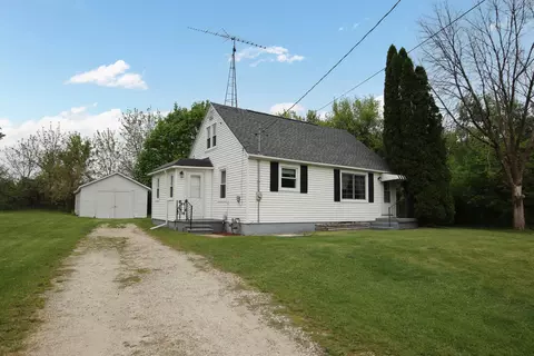 w8355 Lincoln Road, Oakfield, WI 53065