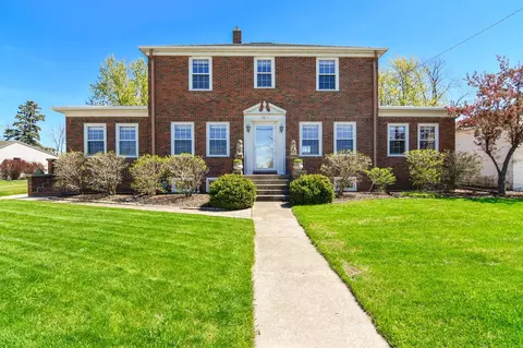 2468 N New Franken Rd, New Franken, WI 54229