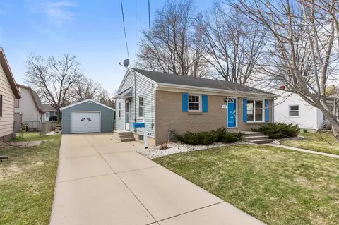 1649 9th St, Green Bay, WI 54304