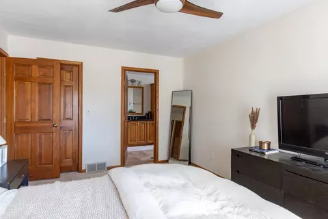 Bedroom - 2912 W Heritage Ave, Appleton, WI 54914 photo 1 of 6