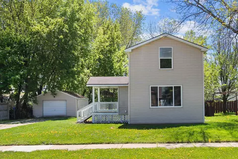 23 W Nevada Ave, Oshkosh, WI 54901