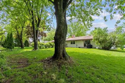 3124 N Bluemound Dr, Appleton, WI 54913 photo 29